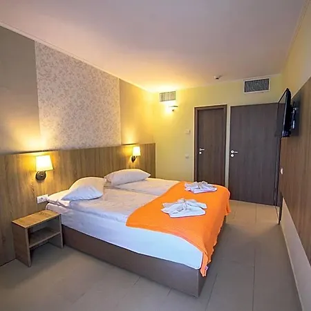Piccadilly Hotel 3*