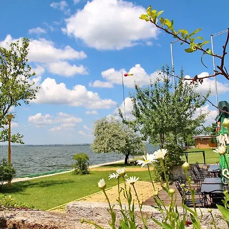 מלון Piccadilly מאמאיה