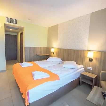 Piccadilly Hotel