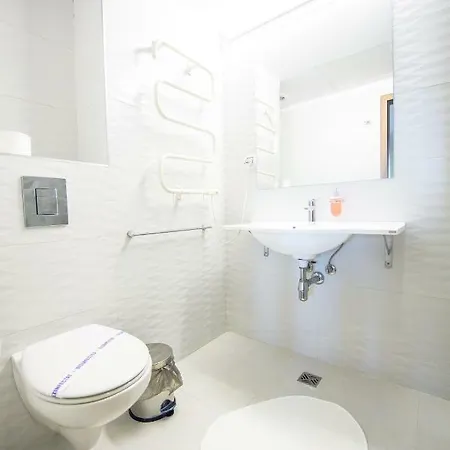 מלון Piccadilly מאמאיה