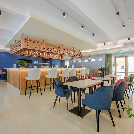 Piccadilly 3* 마마이아