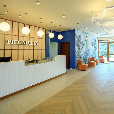 Piccadilly Szálloda 3*