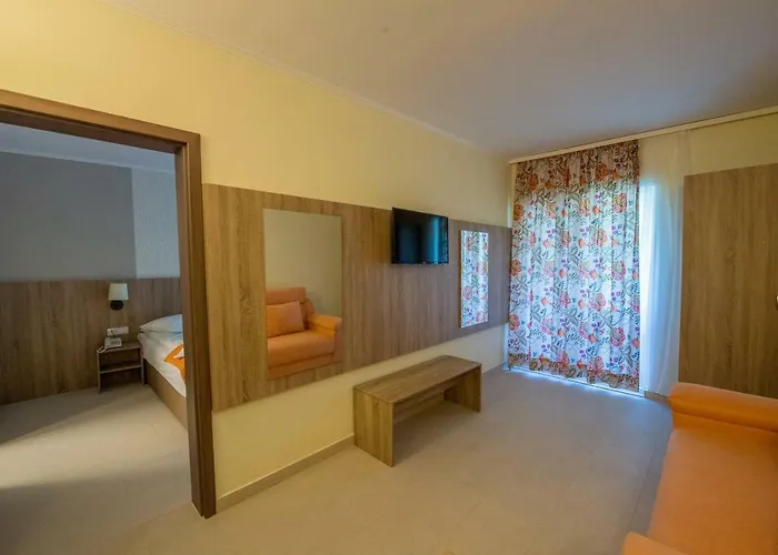 Piccadilly Hotel Mamaia