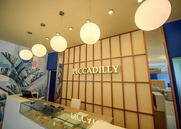 Piccadilly 3*